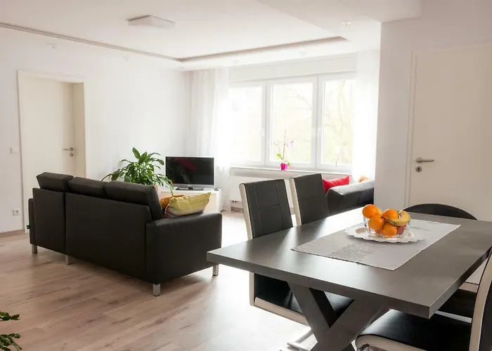 Suite Mit Blick Auf Die Lichtentaler Allee